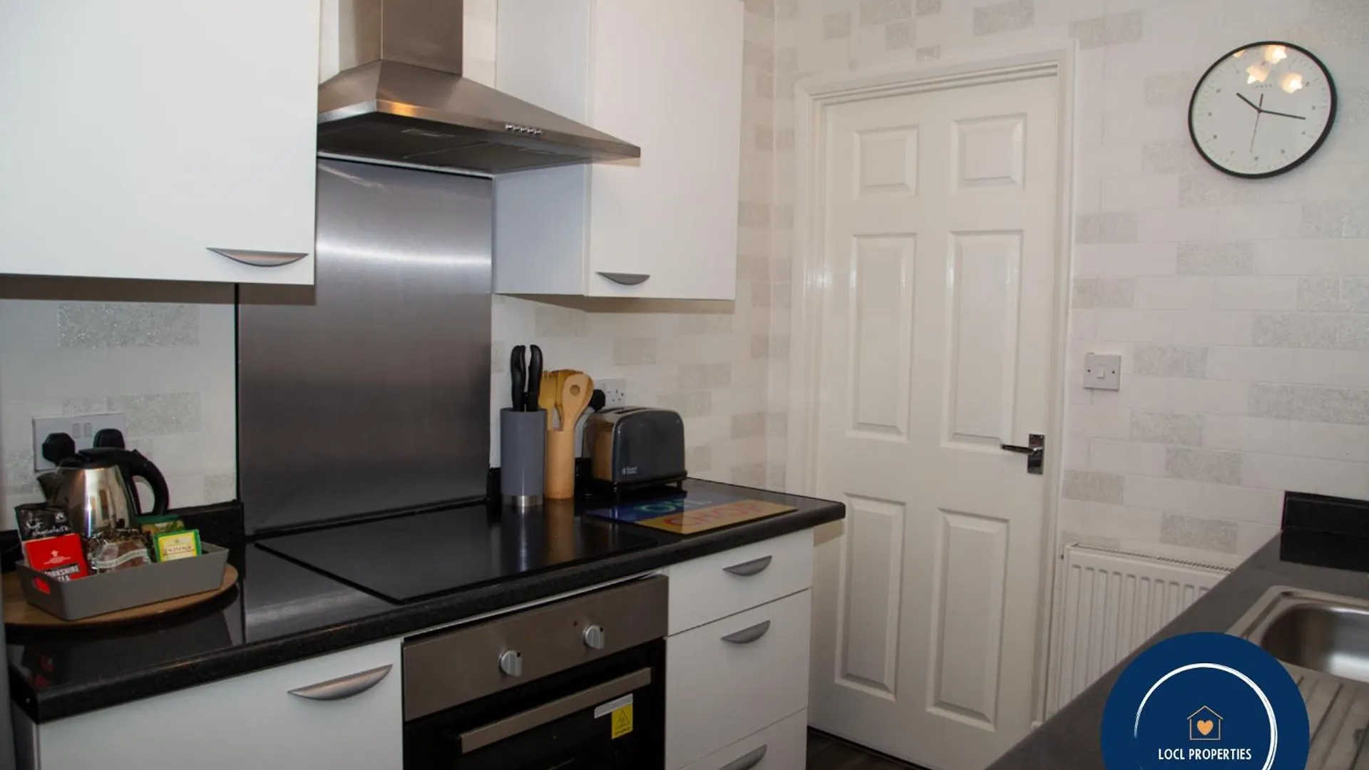 North Bay Cabin 1 Bedroom Apartment Near The Beach Scarborough 0*,