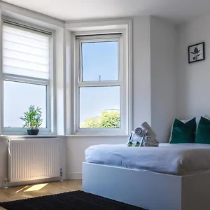 https://306-135-137-west-hill-road-apartment-bournemouth.bournemouth-hotels.org